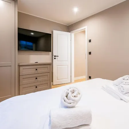 아파트 F27 Living Whg 01 베스터란트